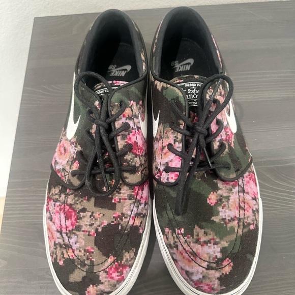 NIKE SB ZOOM STEFAN JANOSKI PR "DIGI FLORAL" MULTI COLOR-BLACK SZ 11.5 - Picture 3 of 12